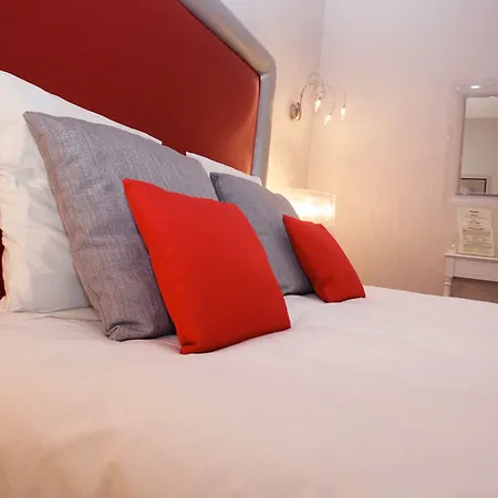Paris Rome Hotel Menton