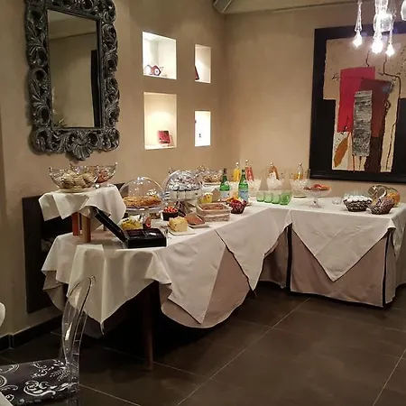 Paris Rome Hotel 3*
