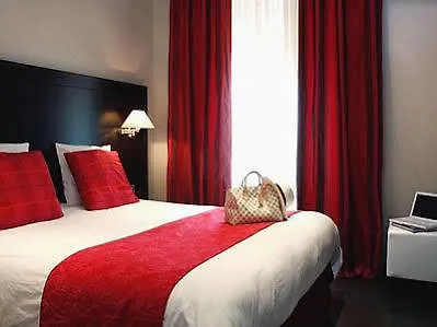 Paris Rome Szálloda 3*